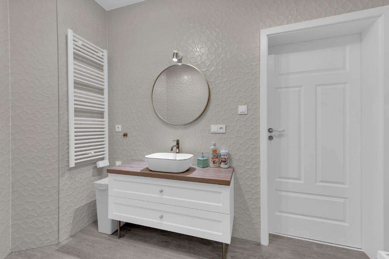 Apartment Polonia Centrum Z Miejscem Parkingowym Lodz (Lodz)